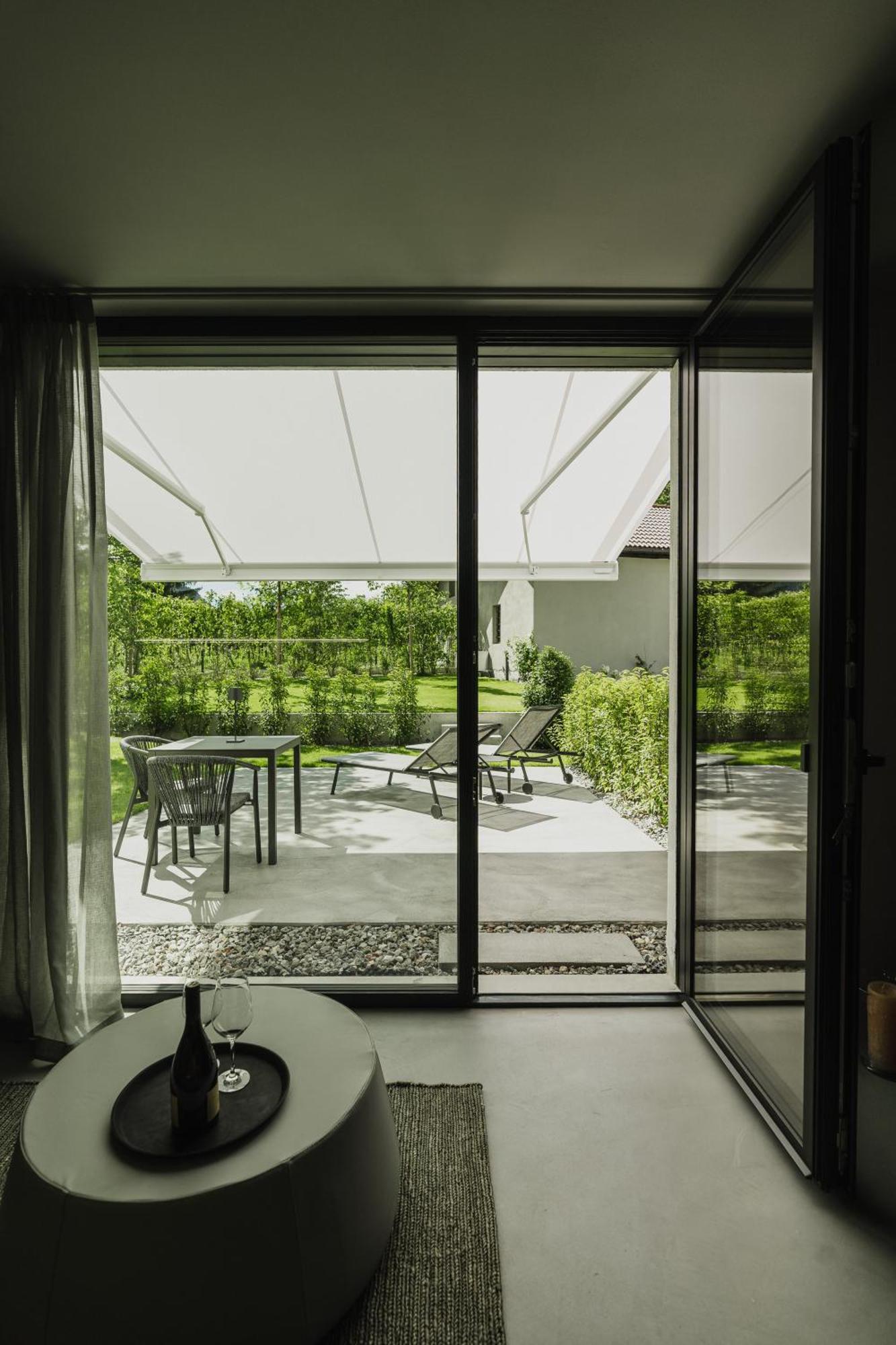 Agriturismo Insolito Терлано Экстерьер фото